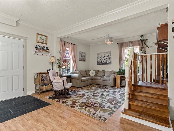 5th image of 2122 Ashton Rd