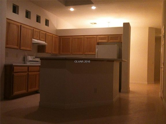 4th image of 169 Coney Island Ave #0