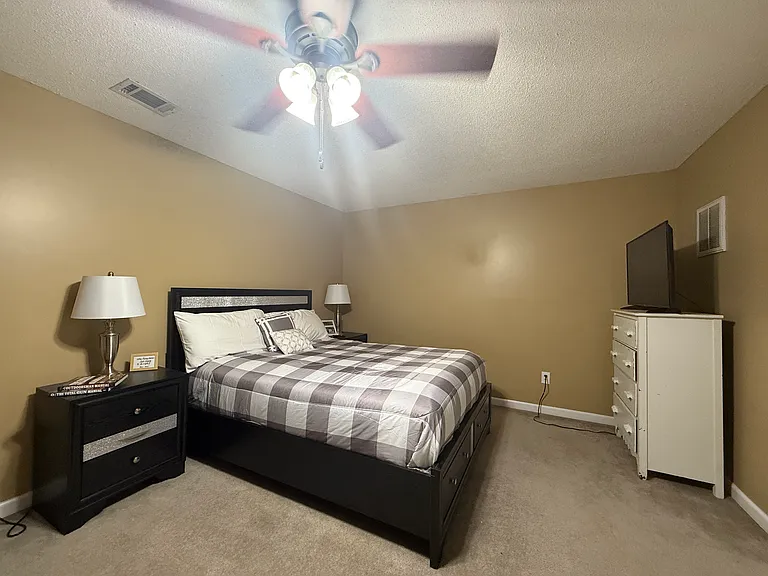 26 Macaulay Pl — Photo 11