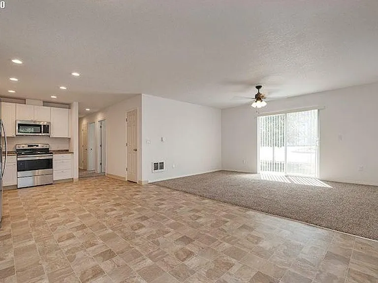 2323 Cedar St #B — Photo 1