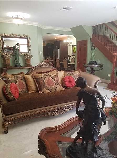 1st image of 442 NE 21st Ave