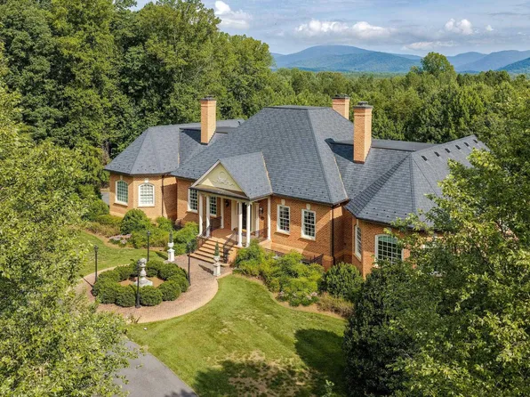 6385 Indian Ridge Dr, Earlysville, VA 22936