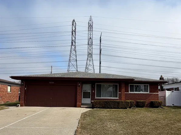 36718 Clifford Dr, Sterling Heights, MI 48312