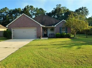 22166 Fen St, Ponchatoula, LA 70454