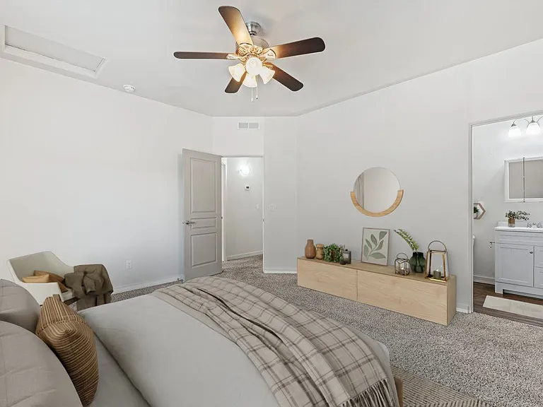 Verraso Village Townhomes — Photo 8