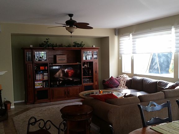 3rd image of 1012 Yosemite Dr