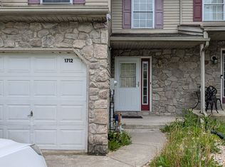1712 Brookstone Dr, Alburtis, PA 18011
