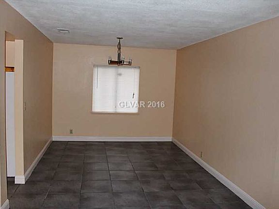 3rd image of 1805 Snughaven Ct