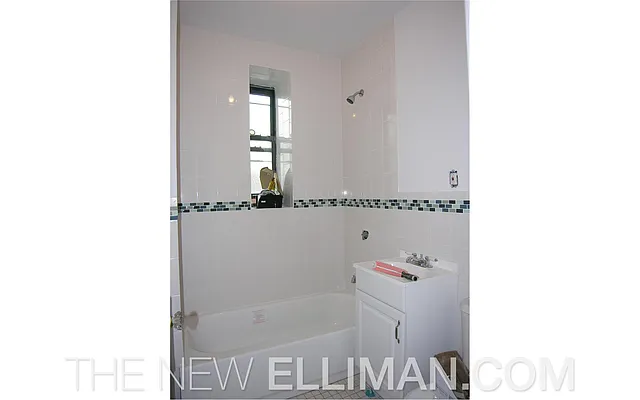 Rented by Douglas Elliman | media 20