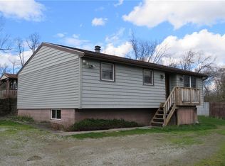 536 Simpson Rd, Trafford, PA 15085