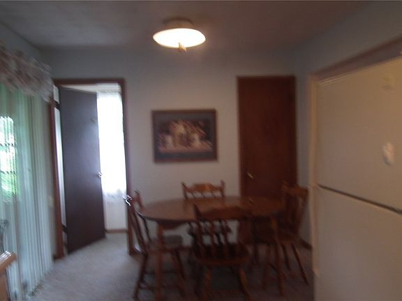 3rd image of 66400 Warnock Street Clairsville Rd