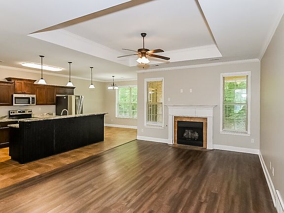 3rd image of 5568 Drew Glazer Dr