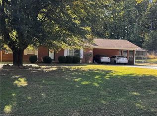 1359 Hanging Rock Park Rd, Danbury, NC 27016