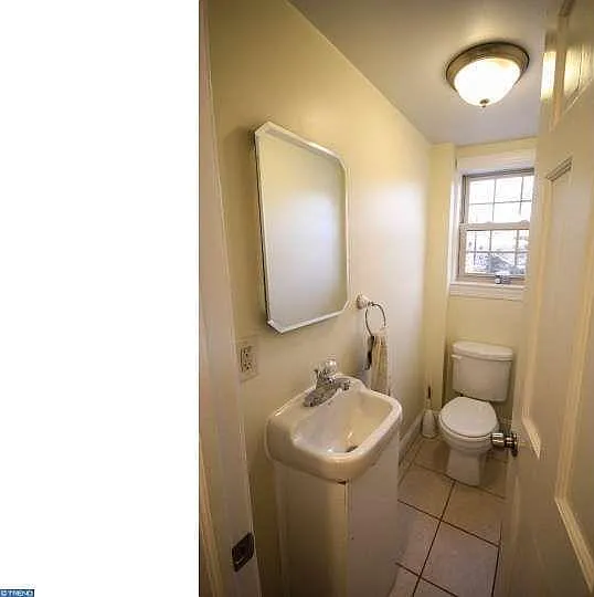 230 W Ashland St — Photo 8