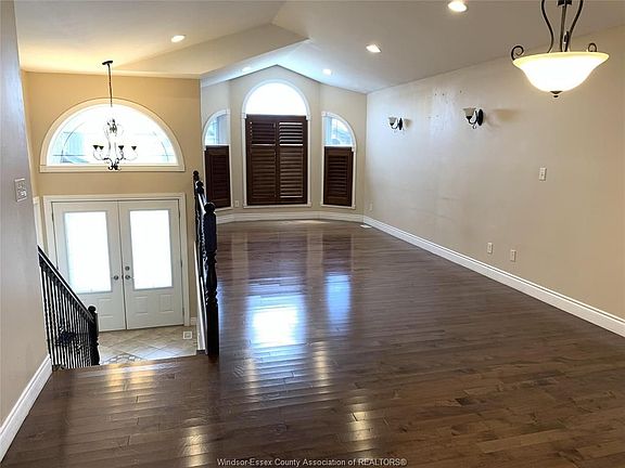 4th image of 4530 Unicorn Ave