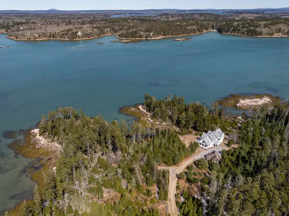 136 Cat Cove Road, Stonington, ME 04681