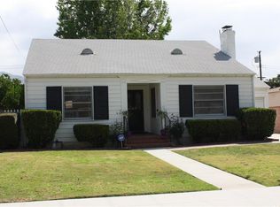 622 N Beachwood Dr, Burbank, CA 91506