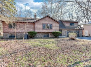 45W145 Ramm Rd, Maple Park, IL 60151