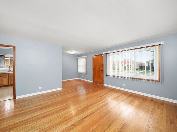 4th image of 3312 Wilcox Ave
