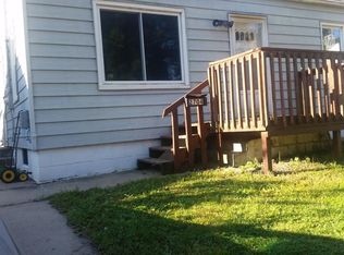 2704 Franklin Ave, Des Moines, IA 50310