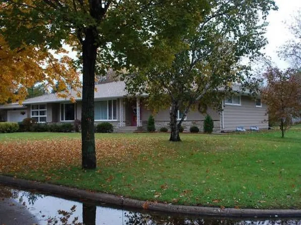 1604 Bryant St, Alexandria, MN 56308