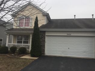 21451 Loch Ln, Crest Hill, IL 60403