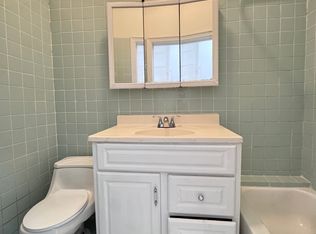 (Undisclosed Address), Woodhaven, NY 11421