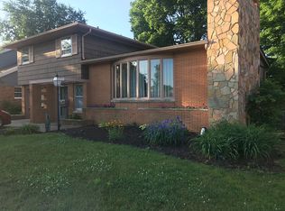 833 E Adams St, Havana, IL 62644