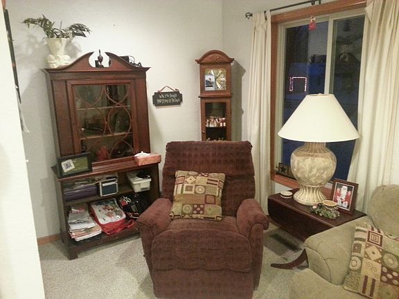 Upstairs Livingroom Reading 