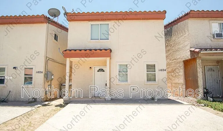 11024 Sunshine Ct — Photo 1
