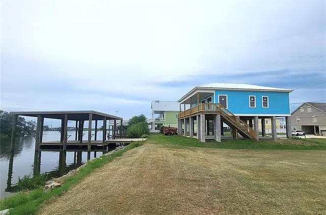 117 Timber Canal Ln