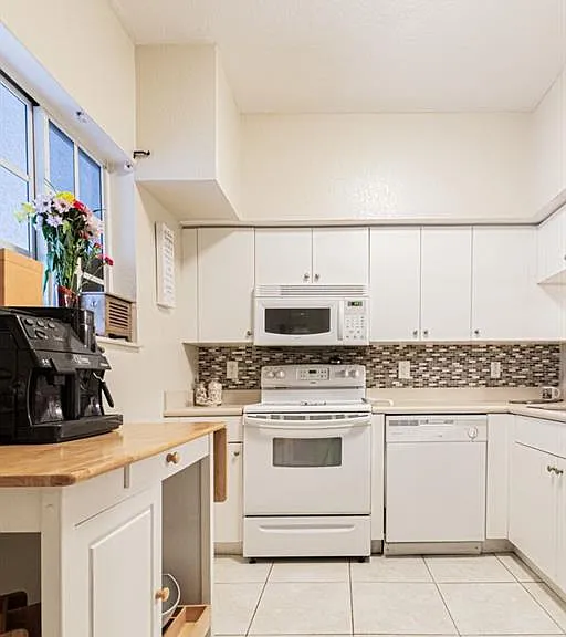 8416 Bernwood Cove Loop #1602 — Photo 15