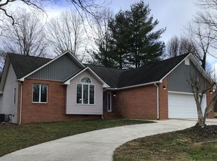 64 Kings Row, Crossville, TN 38571