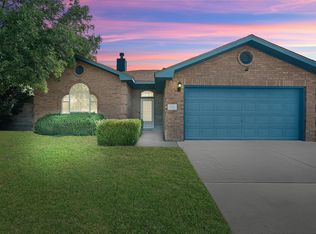 808 Halter Dr SW, Albuquerque, NM 87121