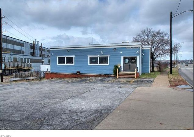1st image of 901 Harvard Ave