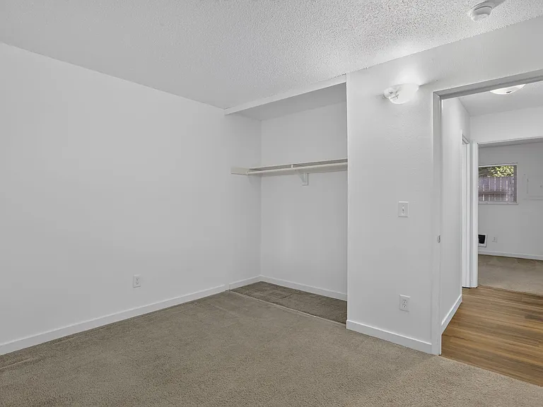 2523 NW Savier St — Photo 19