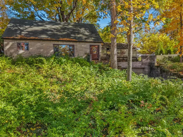 5035 Boulevard Pl, Indianapolis, IN 46208