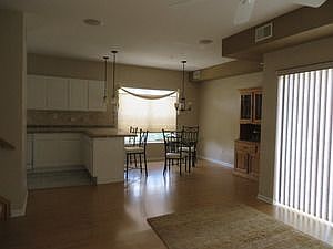 3rd image of 1135 Schneider Ave