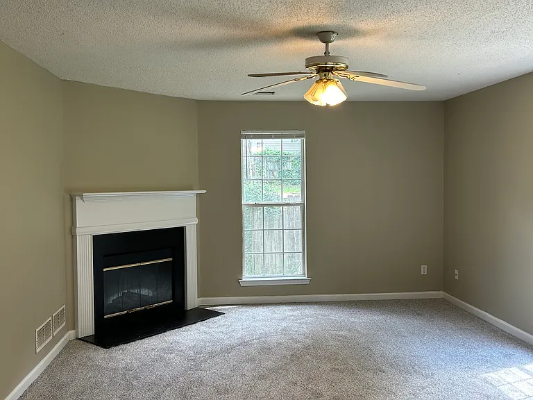 152 Galway Ln — Photo 8