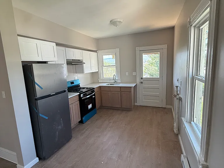 1311-1313 Wyoming Ave #2R — Photo 3