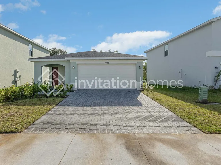 1455 Diablo Cir — Photo 1