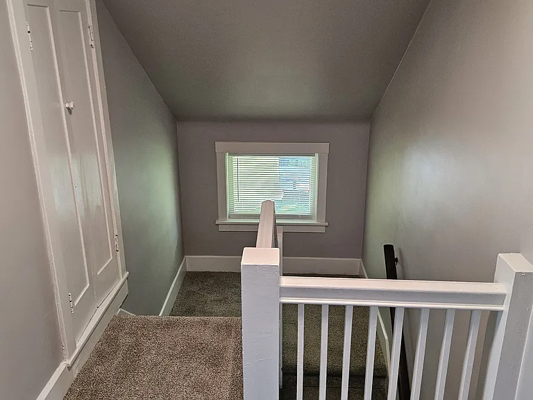 402 S Adams St — Photo 19