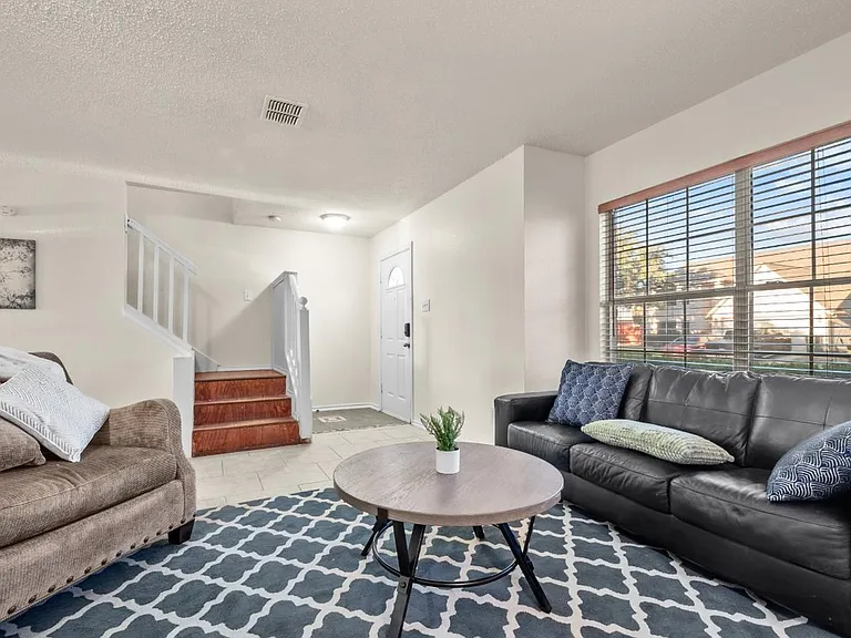 7206 Lighthouse Rd — Photo 4