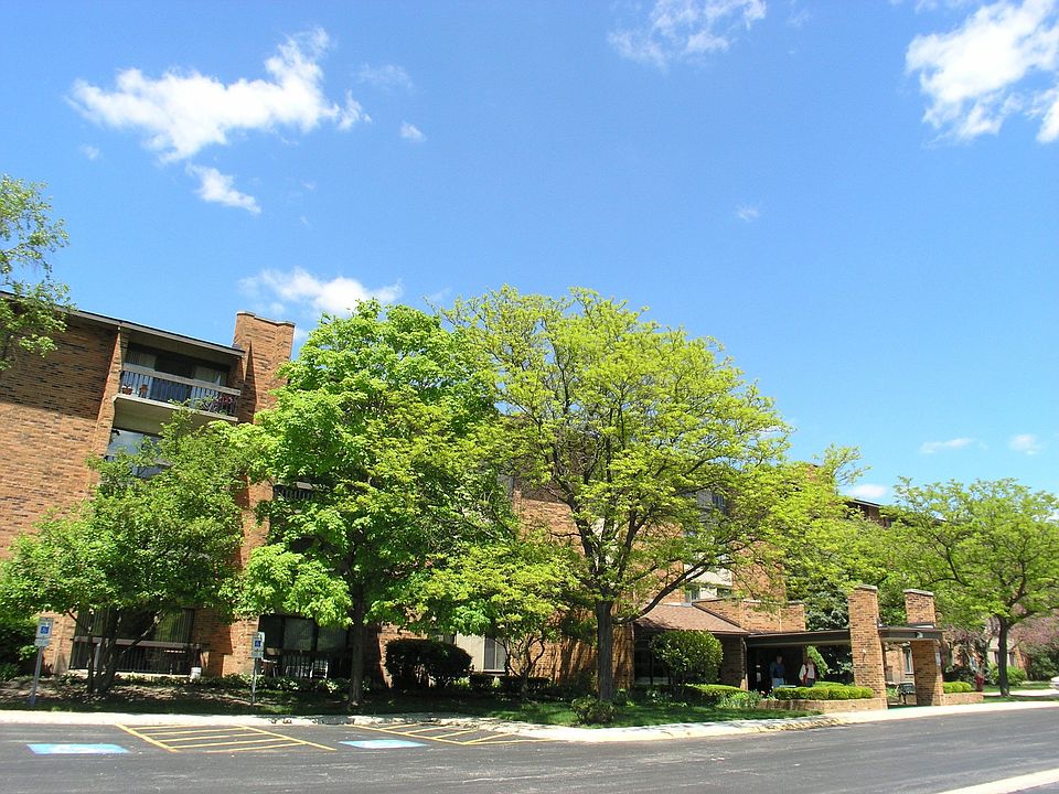 77 Lake Hinsdale Drive