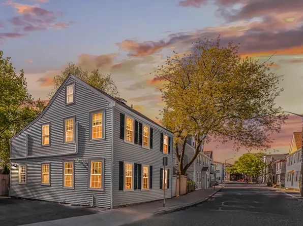 19 Bartlett St, Beverly, MA 01915