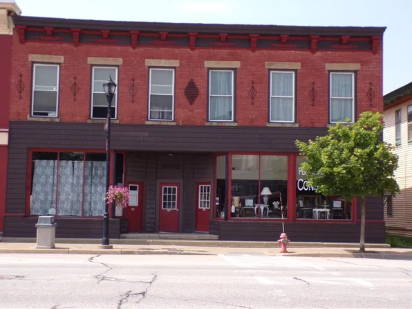 146-150 Main St, Girard, PA 16417