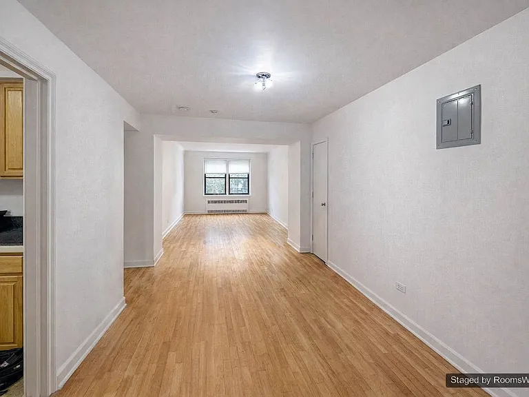 89-20 55th Ave #3L — Photo 2