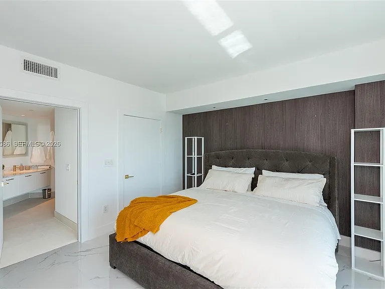 500 Brickell Ave #3802 — Photo 13