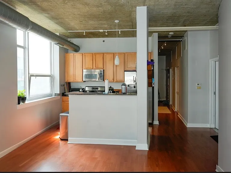 1305 S Michigan Ave #1308 — Photo 4