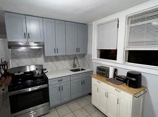 182 Burkley Pl APT 2, Vauxhall, NJ 07088